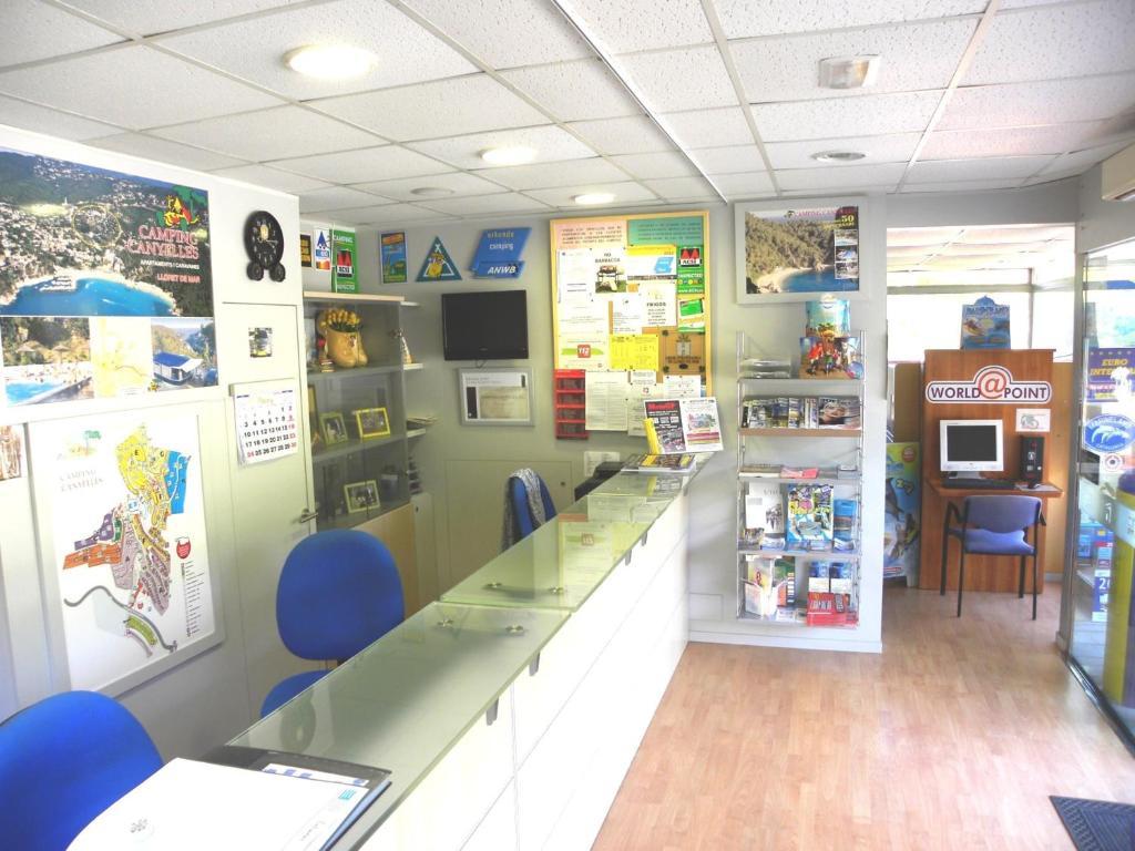 Camping Senia Cala Canyelles Hotel Lloret de Mar Exterior foto